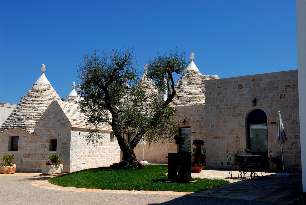 I Trulli Del Nonno Michele Guest House Alberobello Exterior photo