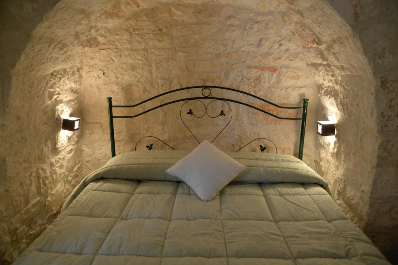 I Trulli Del Nonno Michele Guest House Alberobello Exterior photo