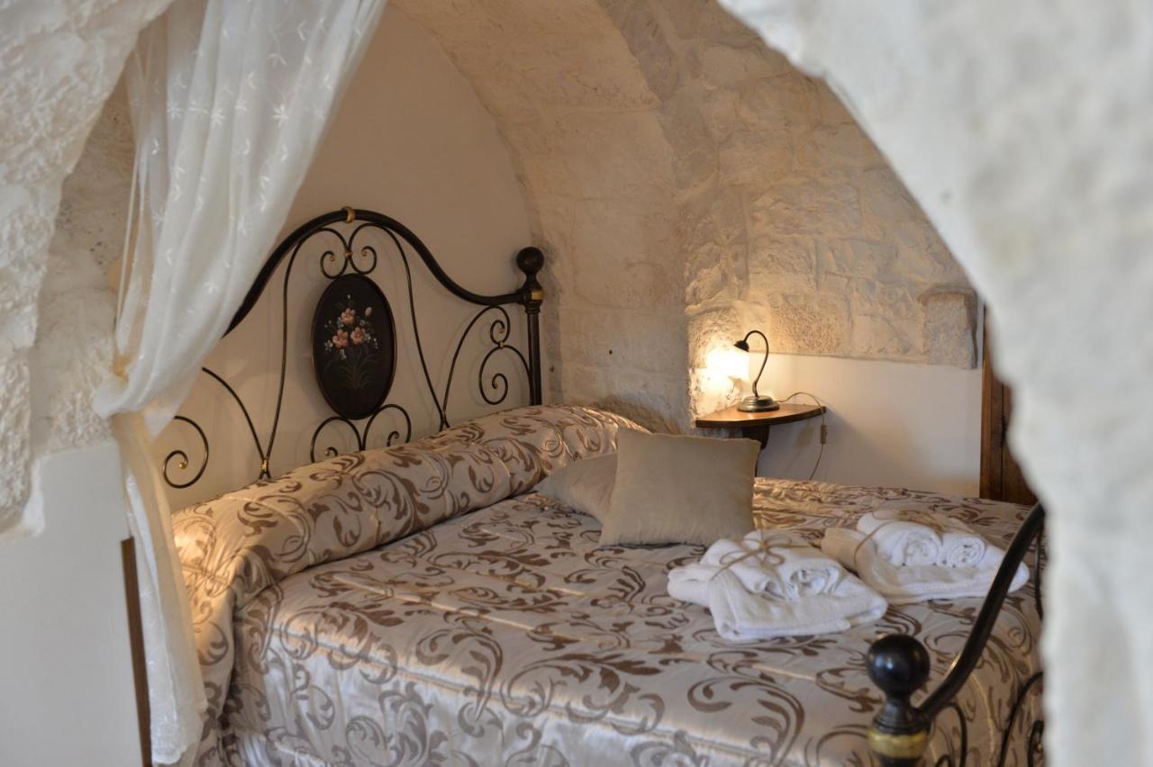 I Trulli Del Nonno Michele Guest House Alberobello Exterior photo