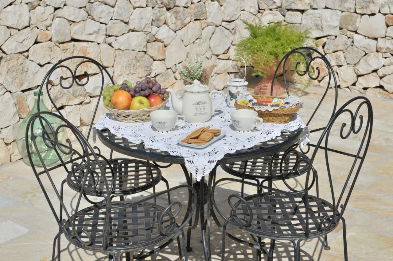 I Trulli Del Nonno Michele Guest House Alberobello Exterior photo